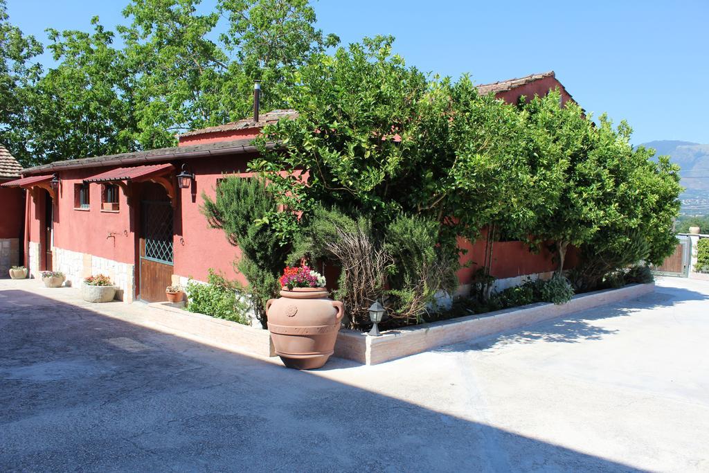 B&B Colle Cucchiara กัสซีโน ภายนอก รูปภาพ