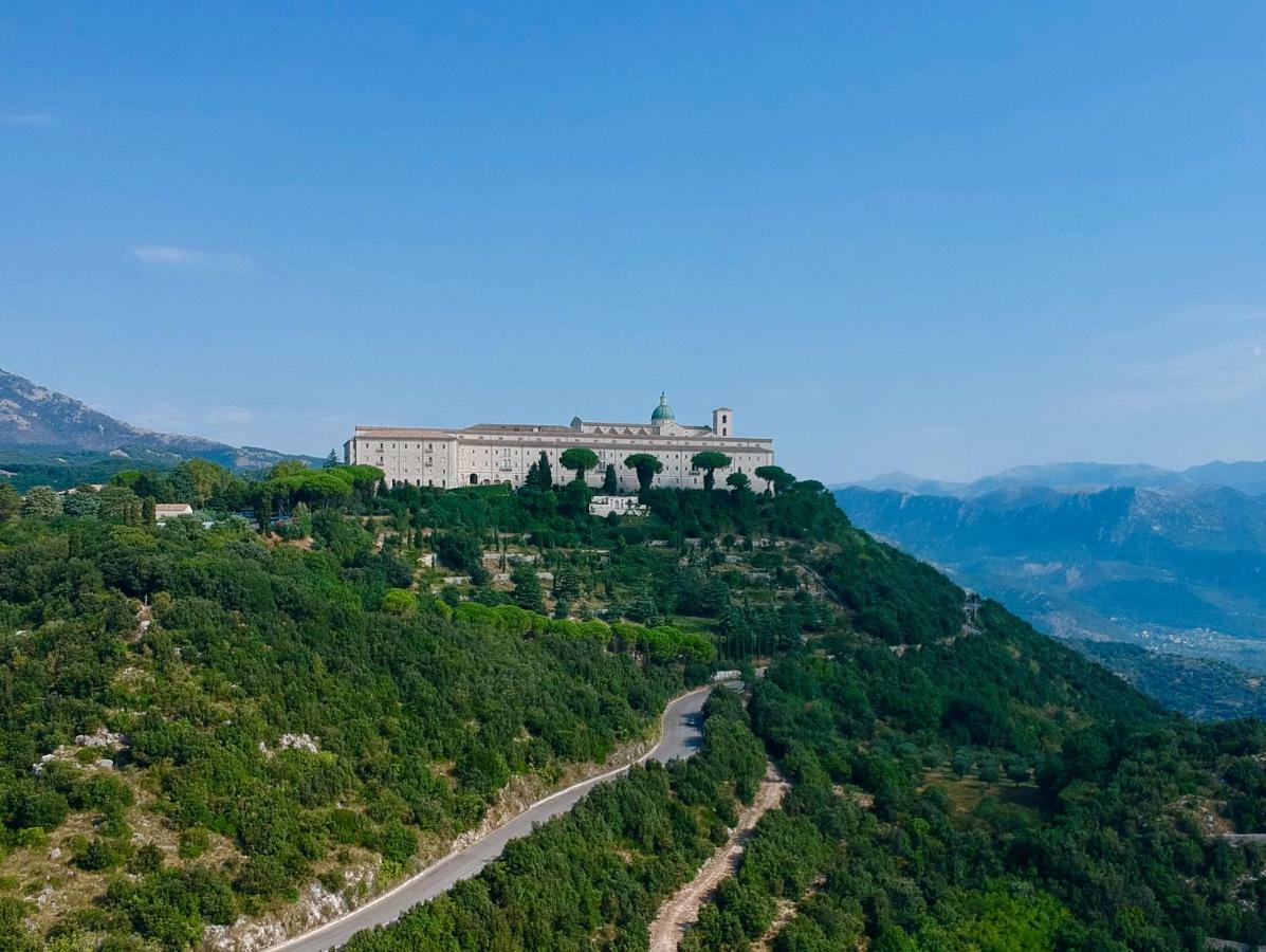 B&B Colle Cucchiara กัสซีโน ภายนอก รูปภาพ